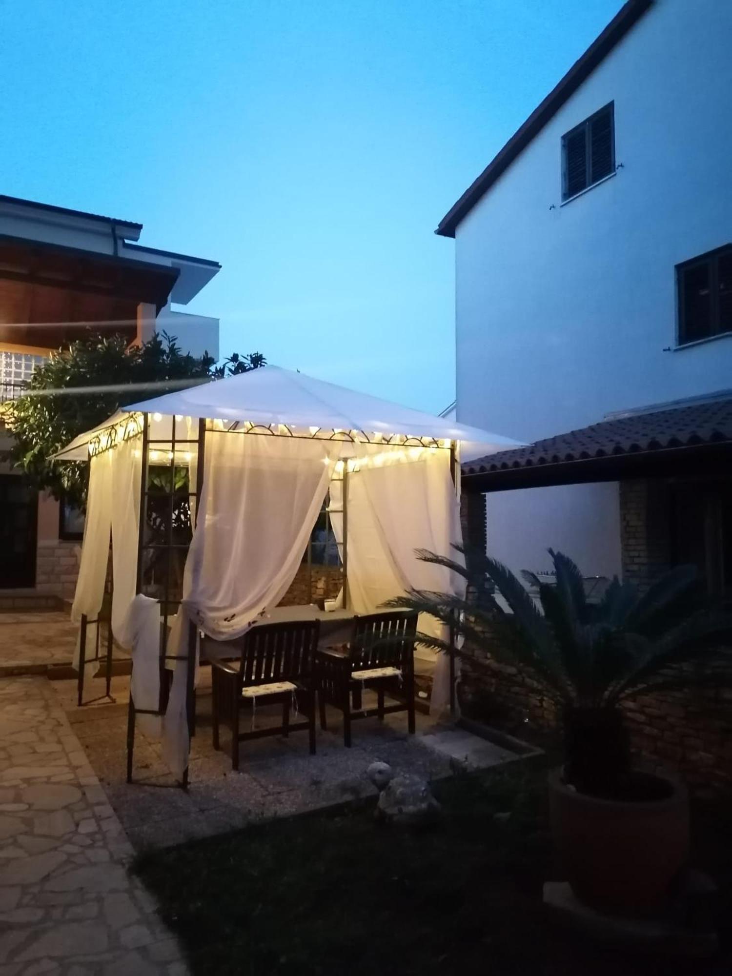 Slim Apartman I Sobe Medulin Exterior foto